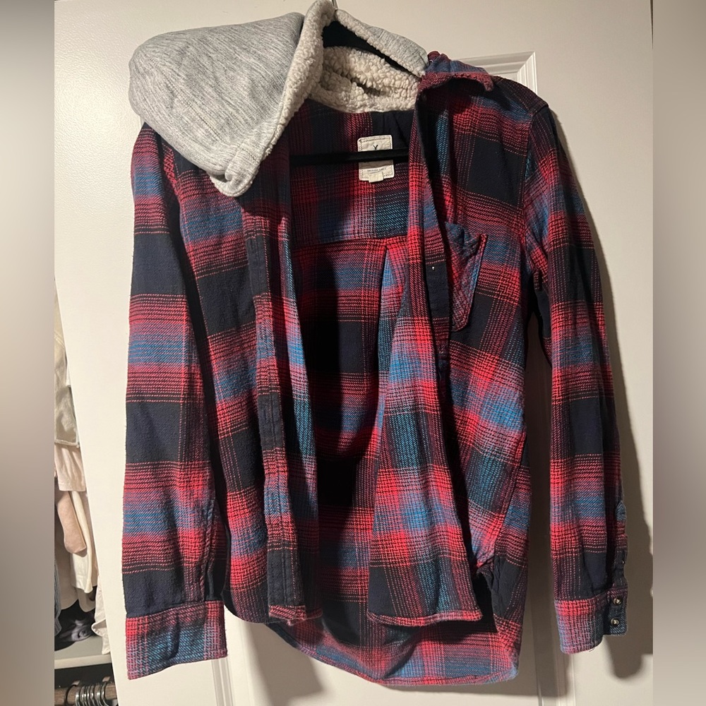 American Eagle Outfitters Red and Blue Plaid Button Down Shirt